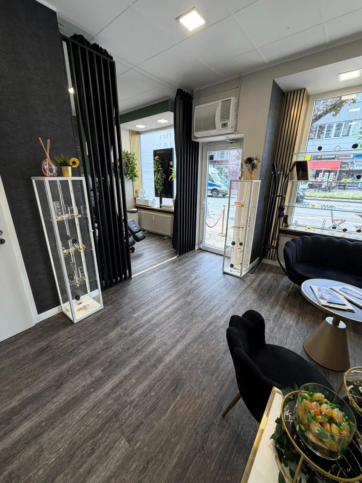 Studio Einblick 22 – Studio bei Beautyrella Berlin