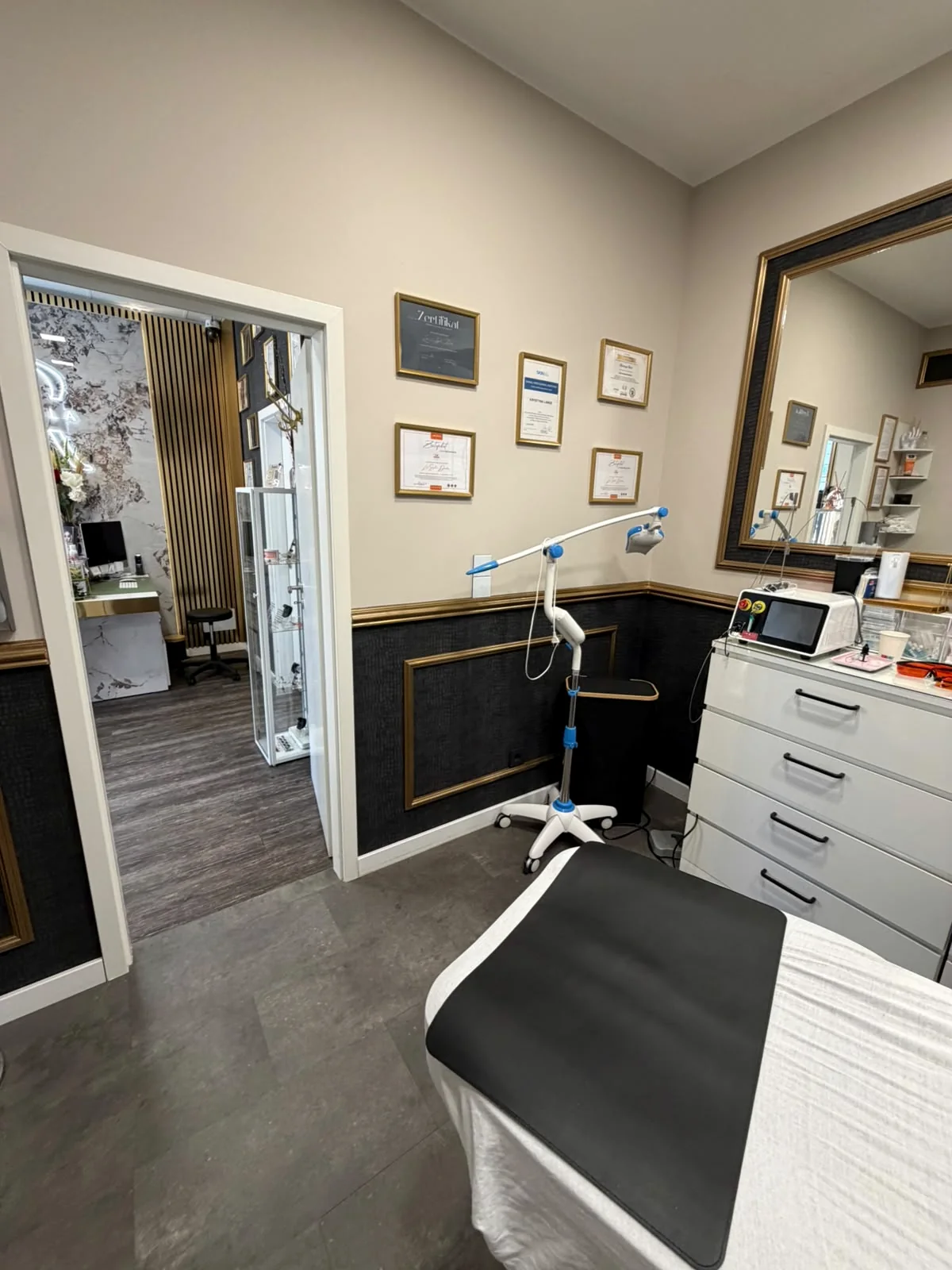 Studio Einblick 32 – Studio bei Beautyrella Berlin